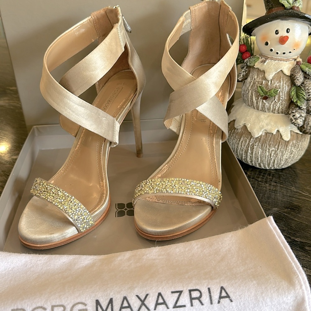 BCBG Satin Beaded Ma-Elyse Heels 8M Dust Color